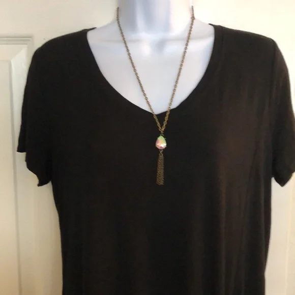 Black V-neck with side Tie/Knot - Picture 6 of 11